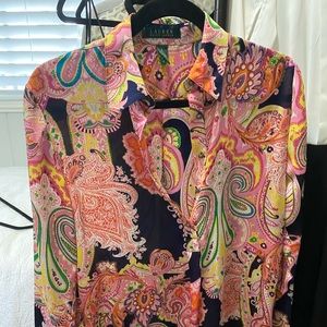 Perfect spring or summer Ralph Lauren blouse